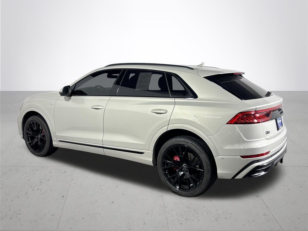 2023 Audi Q8 55 Premium Plus