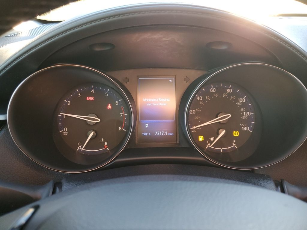 Used Car 2018 Toyota C-hr  Xle For Sale Under $20,000 In Austin, Texas