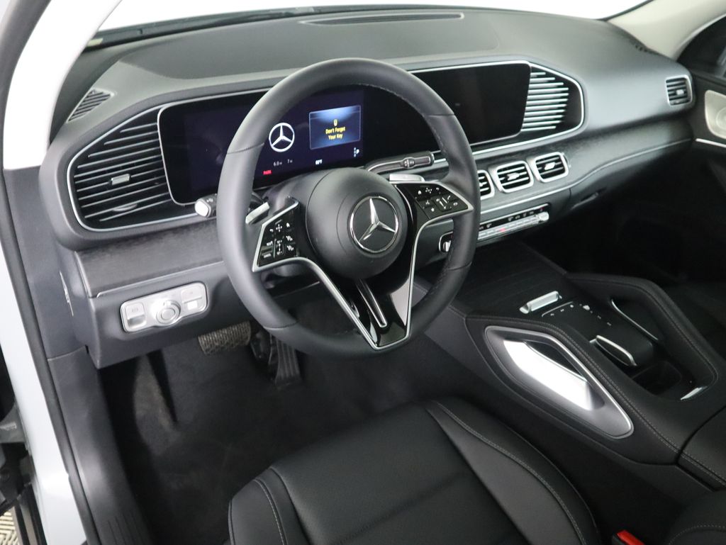 Thumbnail: 2026 Mercedes-Benz GLE - 10