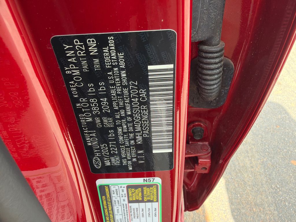 Used 2025 Red Hyundai SEL Sport image 34
