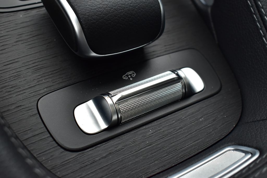 Thumbnail: 2025 Mercedes-Benz GLS - 24