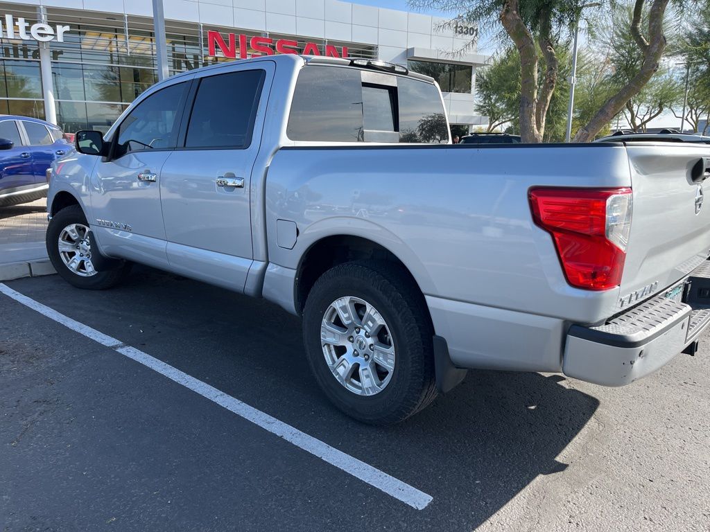 2018 Nissan Titan SV 5