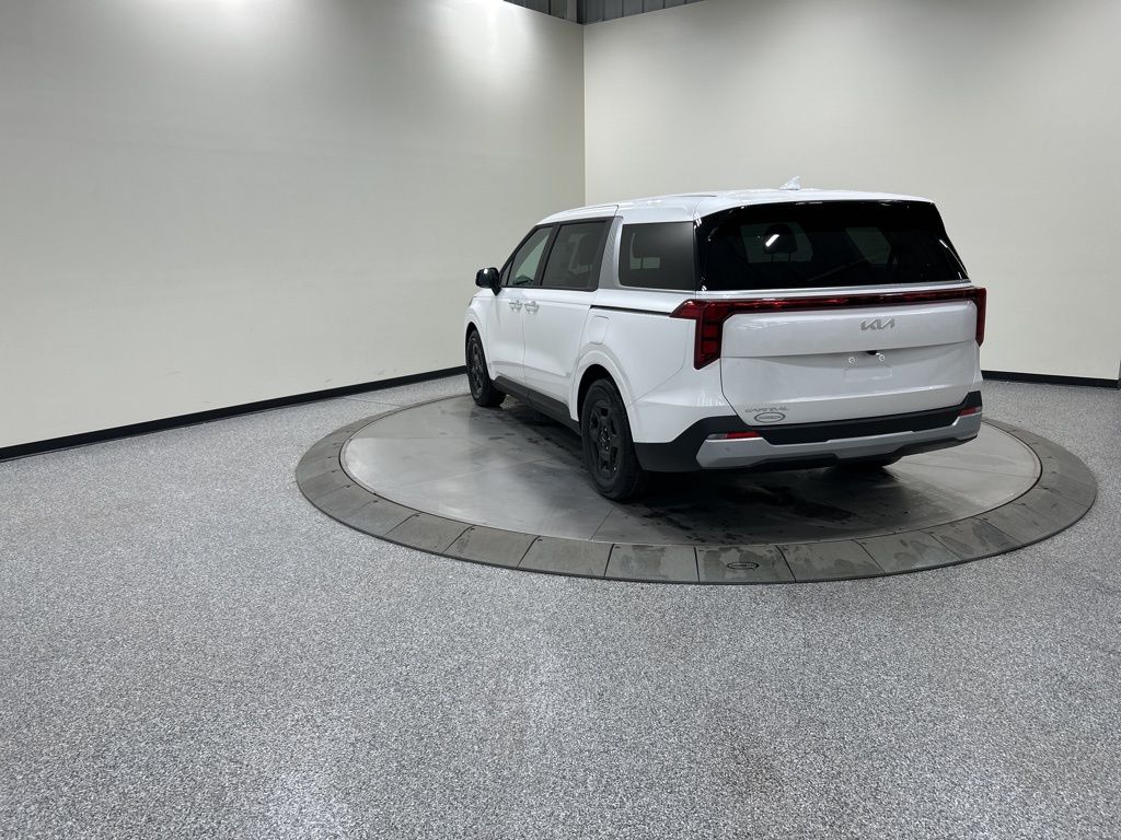 new 2026 Kia Carnival car, priced at $41,665