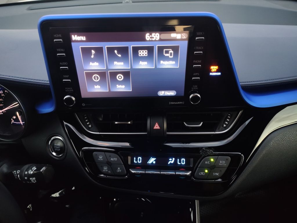 Used Car 2020 Toyota C-hr  Xle For Sale Under $20,000 In Austin, Texas