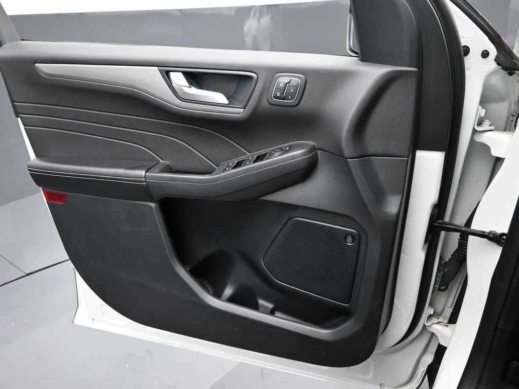 2021 Ford Escape Titanium