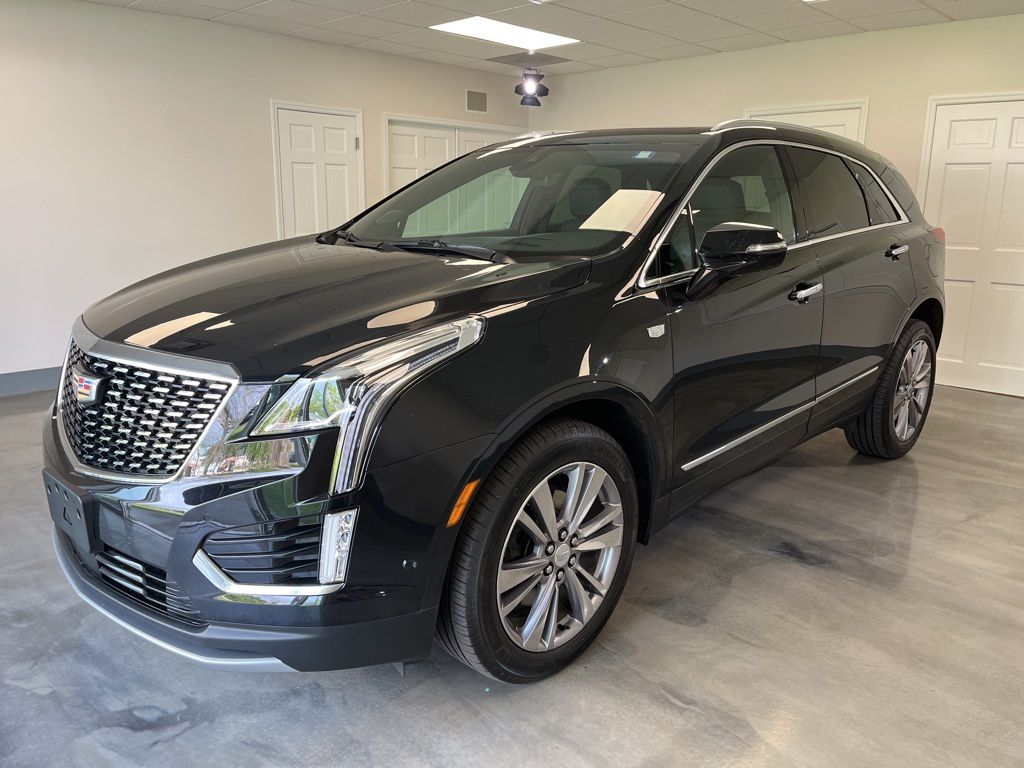used 2023 Cadillac XT5 car, priced at $39,350