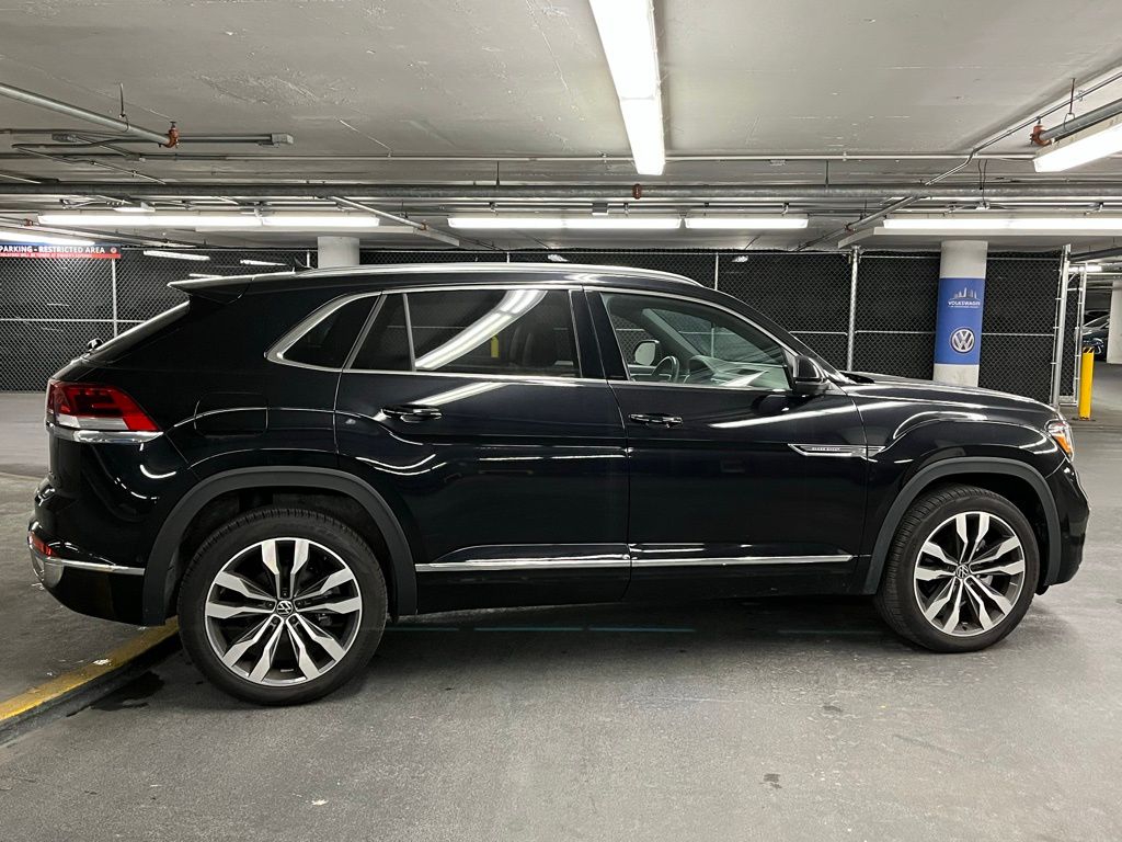 2023 Volkswagen Atlas Cross Sport 3.6L V6 SEL Premium R-Line 38