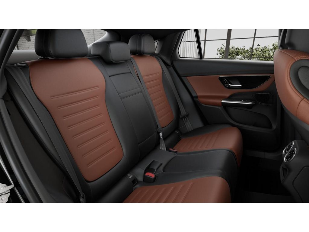 Thumbnail: 2026 Mercedes-Benz GLC - 5