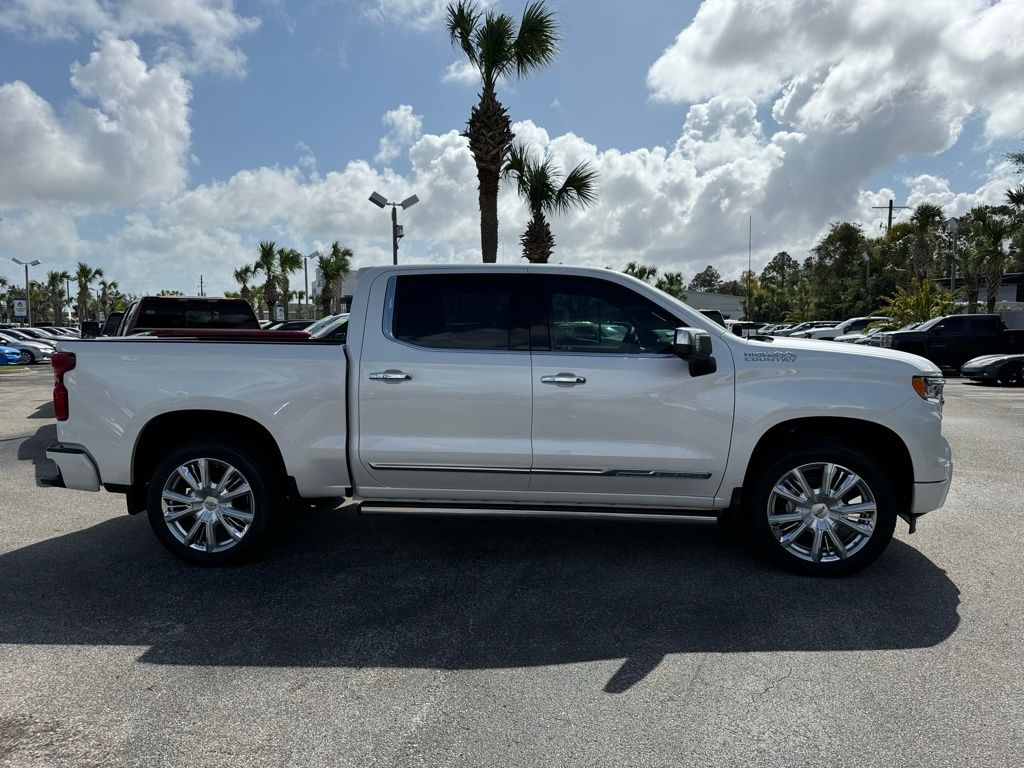 2025 Chevrolet Silverado 1500 High Country 9