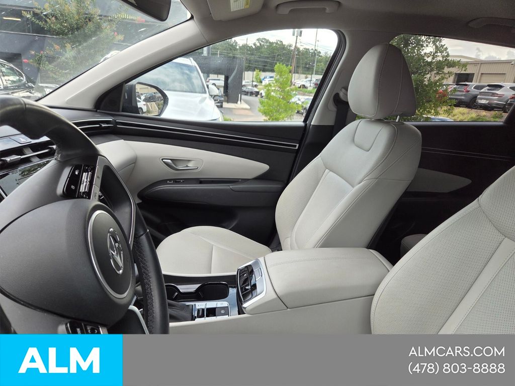 Used 2023 Gray Hyundai SEL image 5