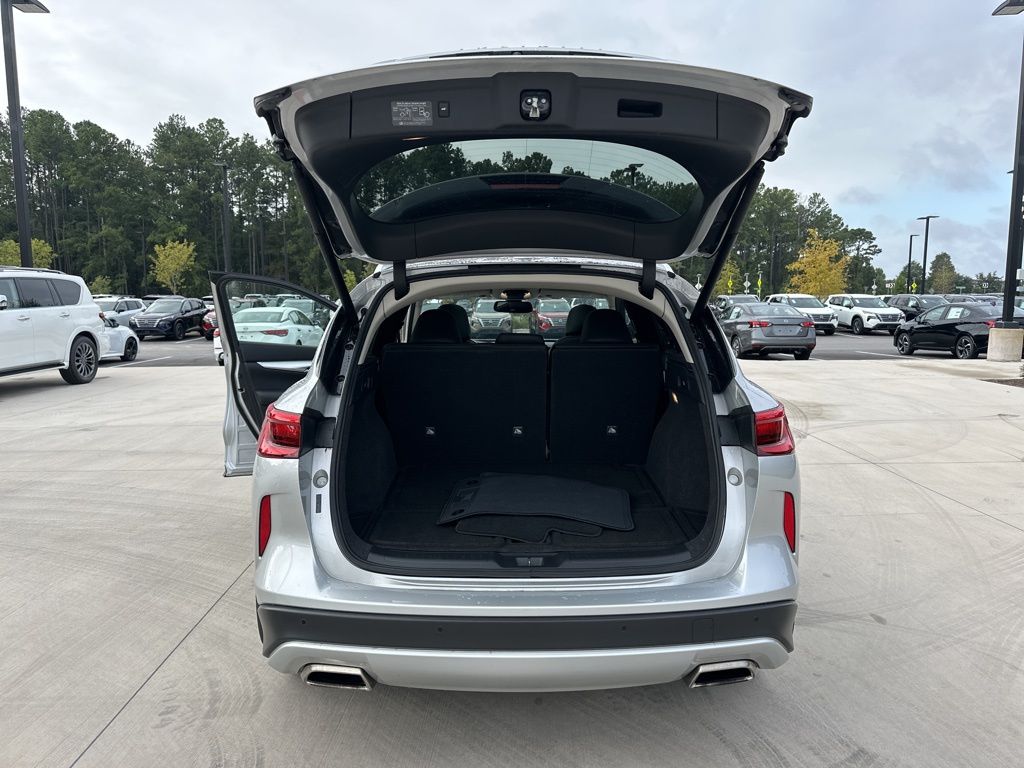 2021 INFINITI QX50 LUXE 23