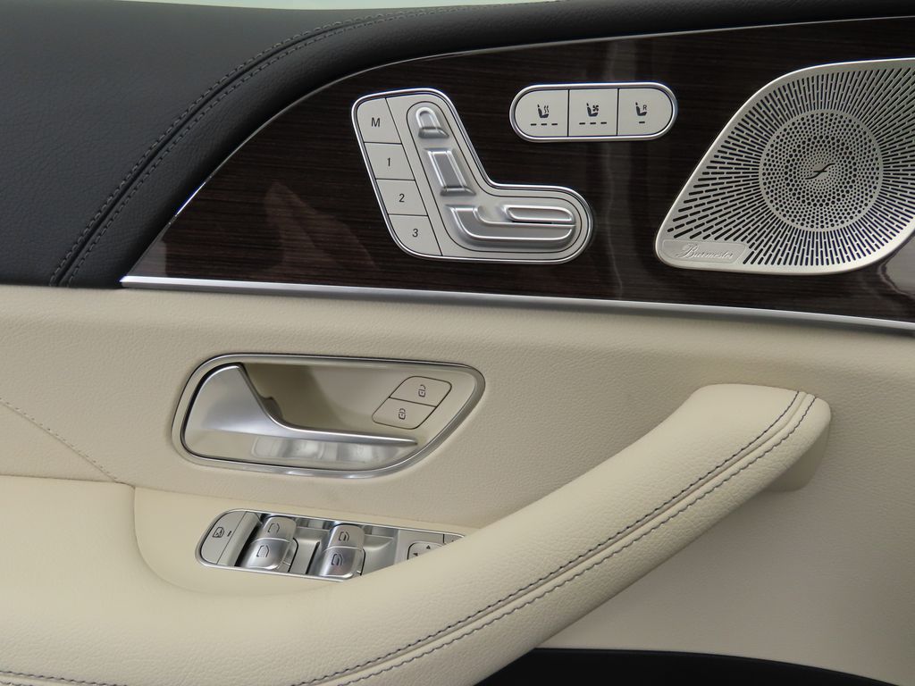 Thumbnail: 2026 Mercedes-Benz GLS - 25