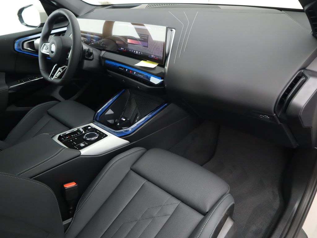 Thumbnail: 2026 BMW X3 - 18