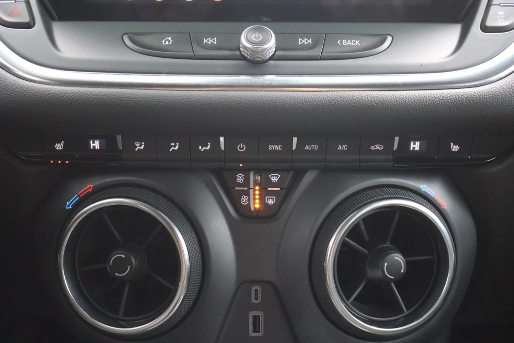 Thumbnail: 2024 Chevrolet Blazer - 19