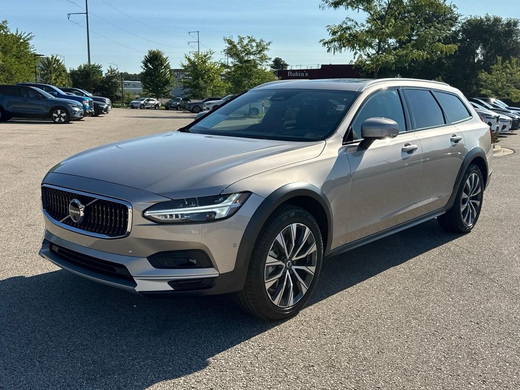Bright Dusk 2025 Volvo V90 Wagon All-Wheel Drive Automatic