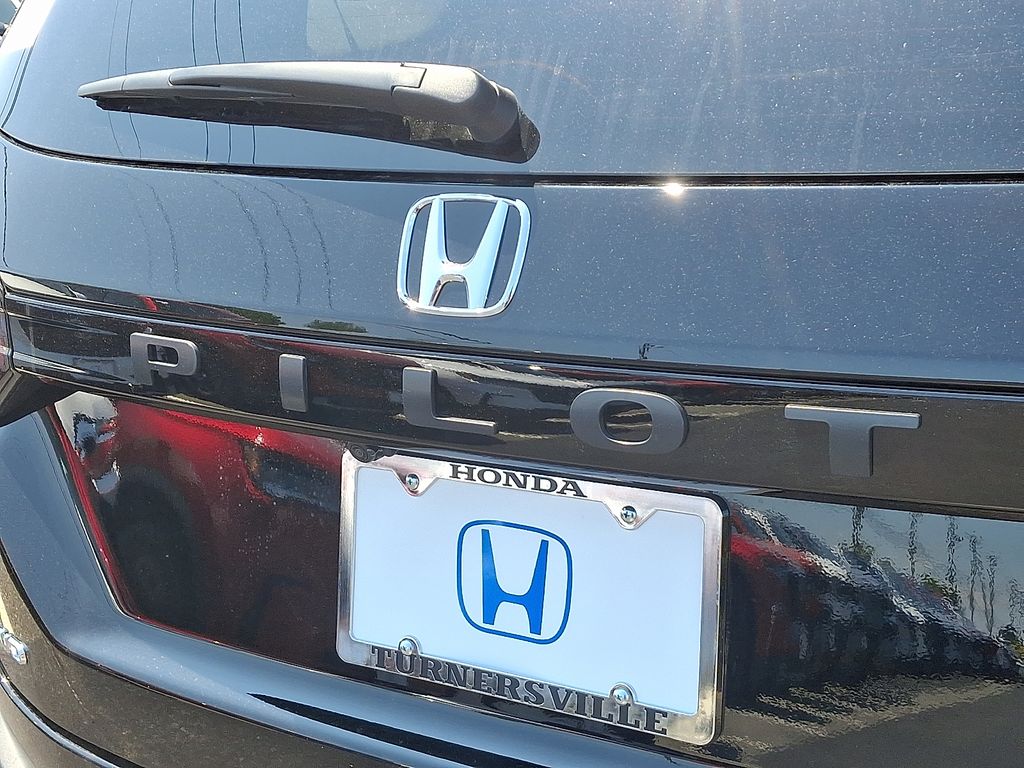 Thumbnail: 2025 Honda Pilot - 11