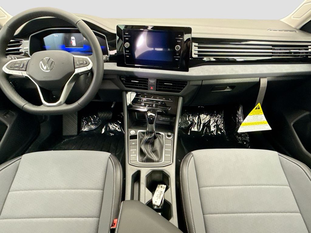 Thumbnail: 2026 Volkswagen Jetta - 13