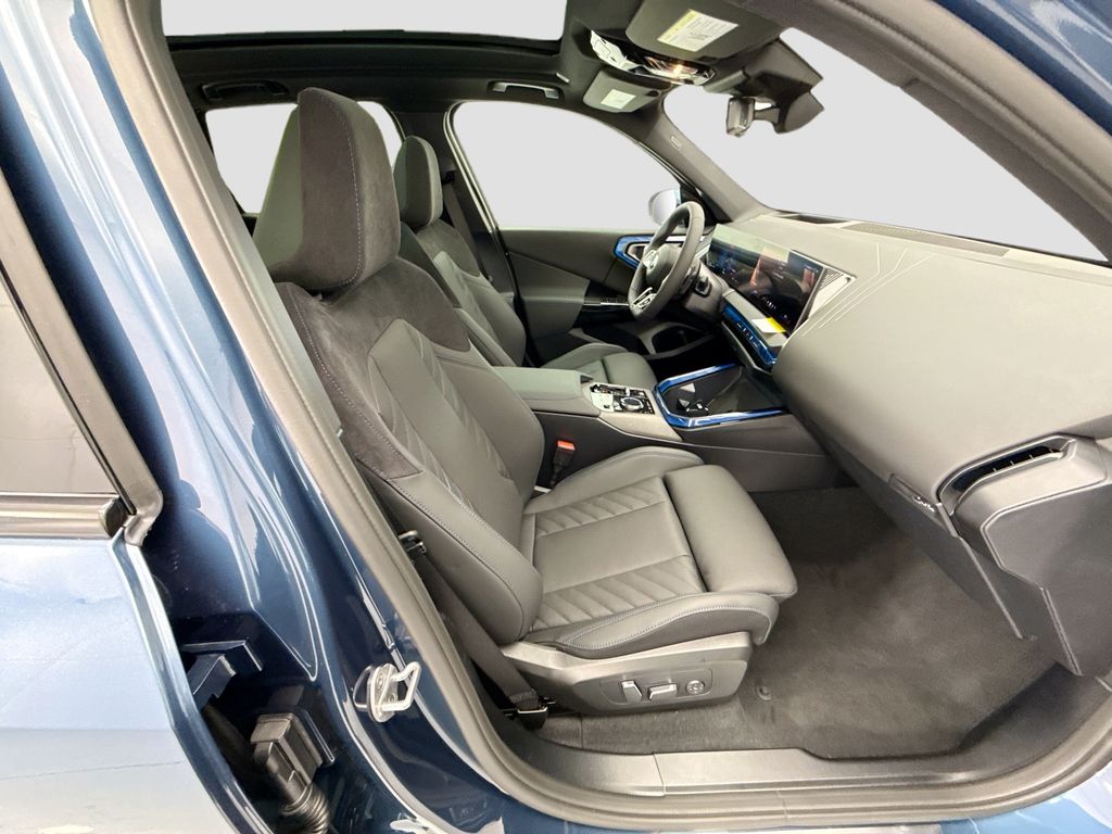 Thumbnail: 2026 BMW X3 - 19