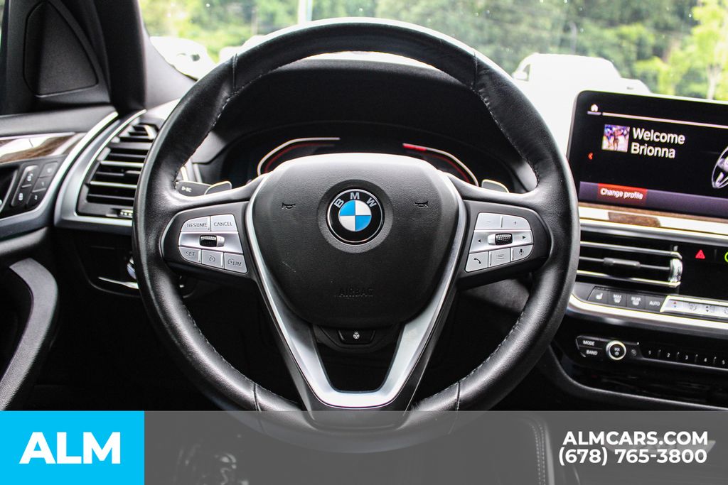 Used 2024 Gray BMW xDrive30i image 23