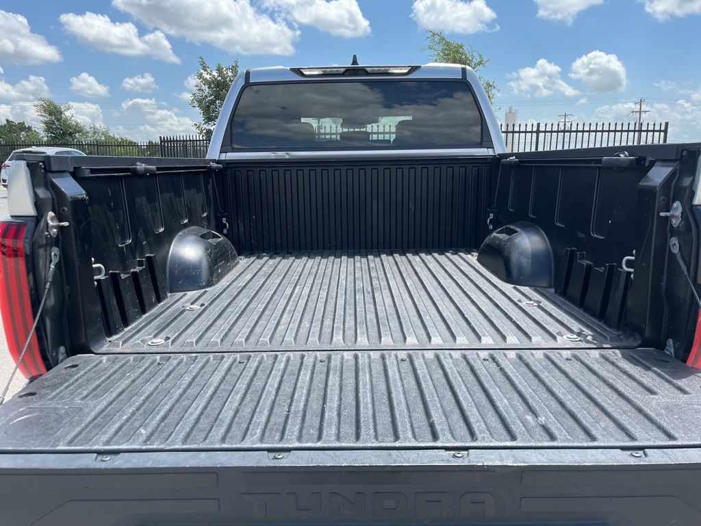 Thumbnail: 2022 Toyota Tundra - 11