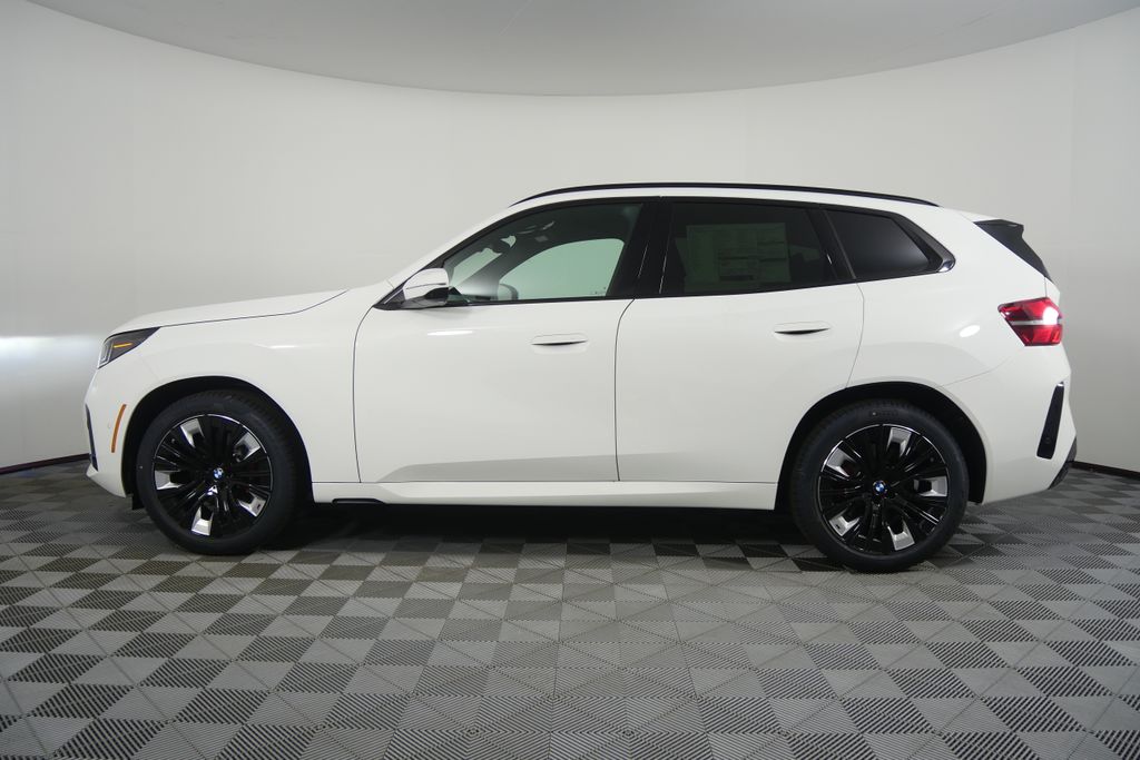 Thumbnail: 2026 BMW X3 - 6