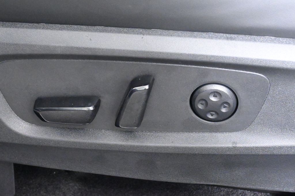 Thumbnail: 2026 INFINITI QX60 - 29