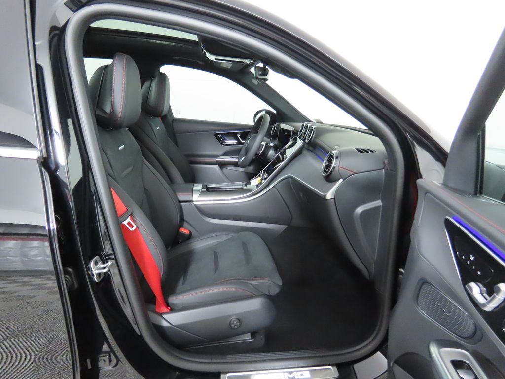 Thumbnail: 2025 Mercedes-Benz GLC - 20