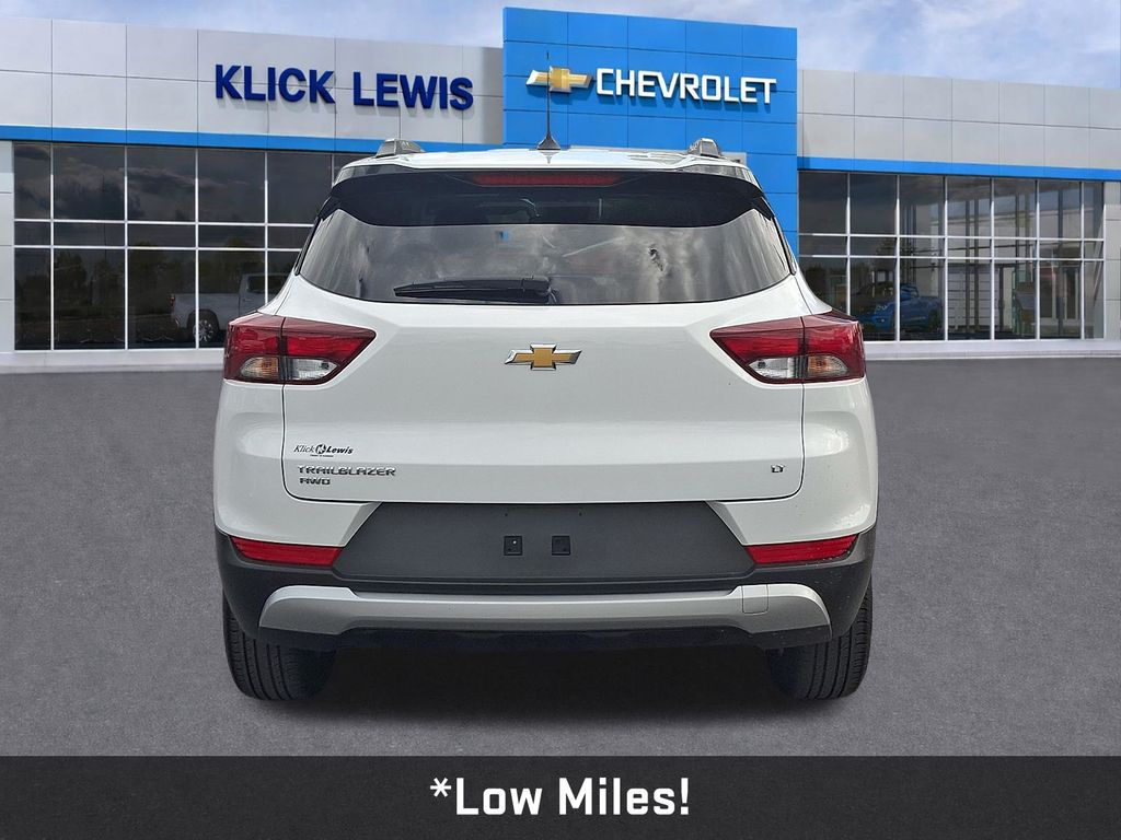 2025 Chevrolet TrailBlazer LT White at Klick Lewis Buick Chevrolet