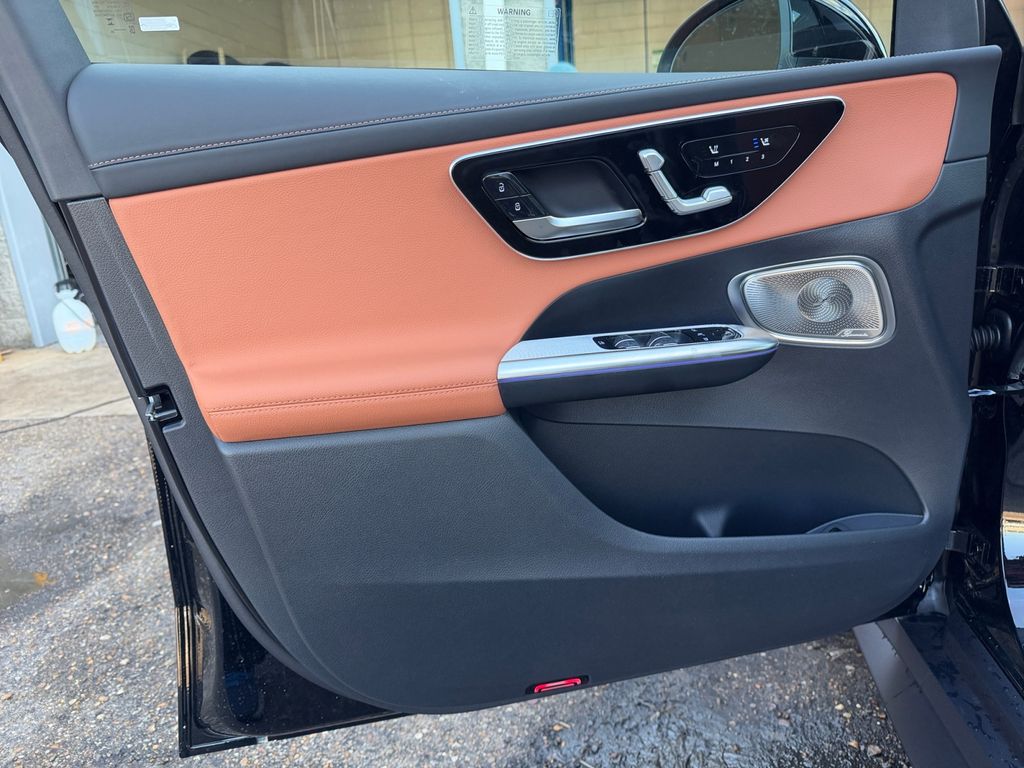 new 2026 Mercedes-Benz GLC car