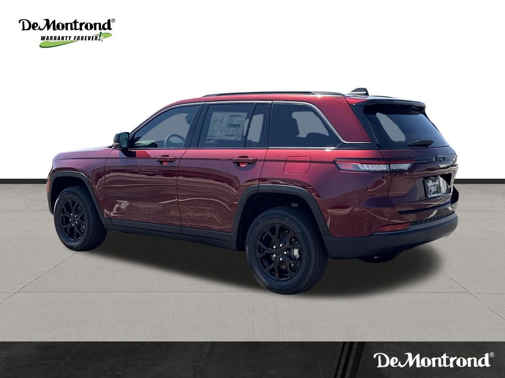 2026 Jeep Grand Cherokee Altitude - 6