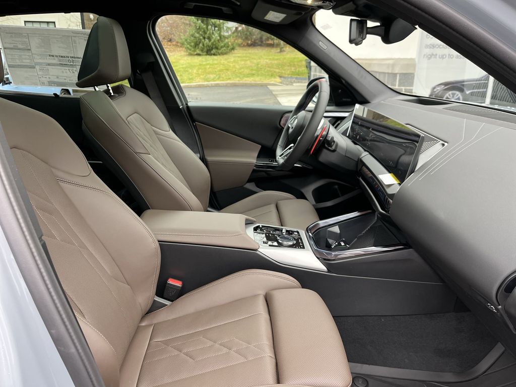 Thumbnail: 2026 BMW X3 - 25