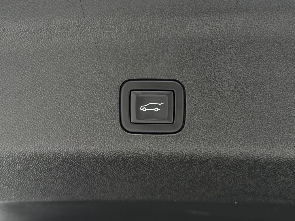2023 Chevrolet Tahoe Z71 Black - Jim Hudson Acura - Image 19