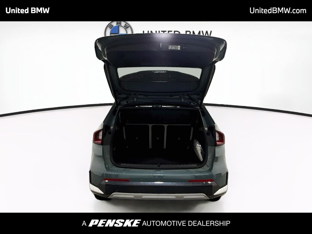 Thumbnail: 2027 BMW X1 - 21