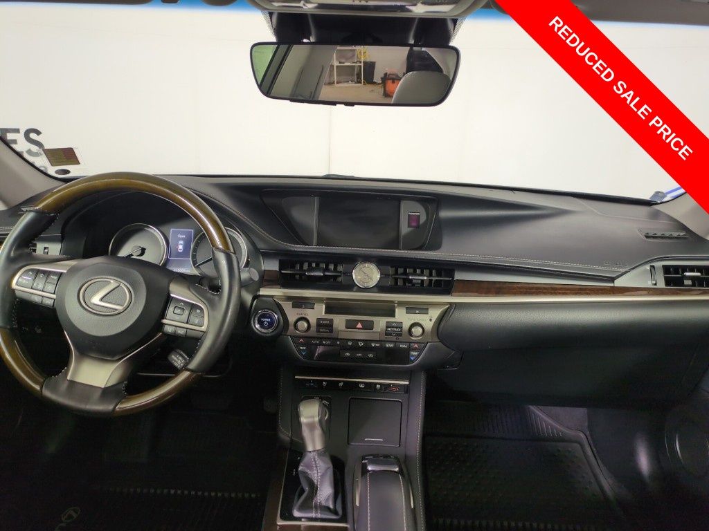 Used 2017 Lexus ES For Sale in Fort Wayne, IN