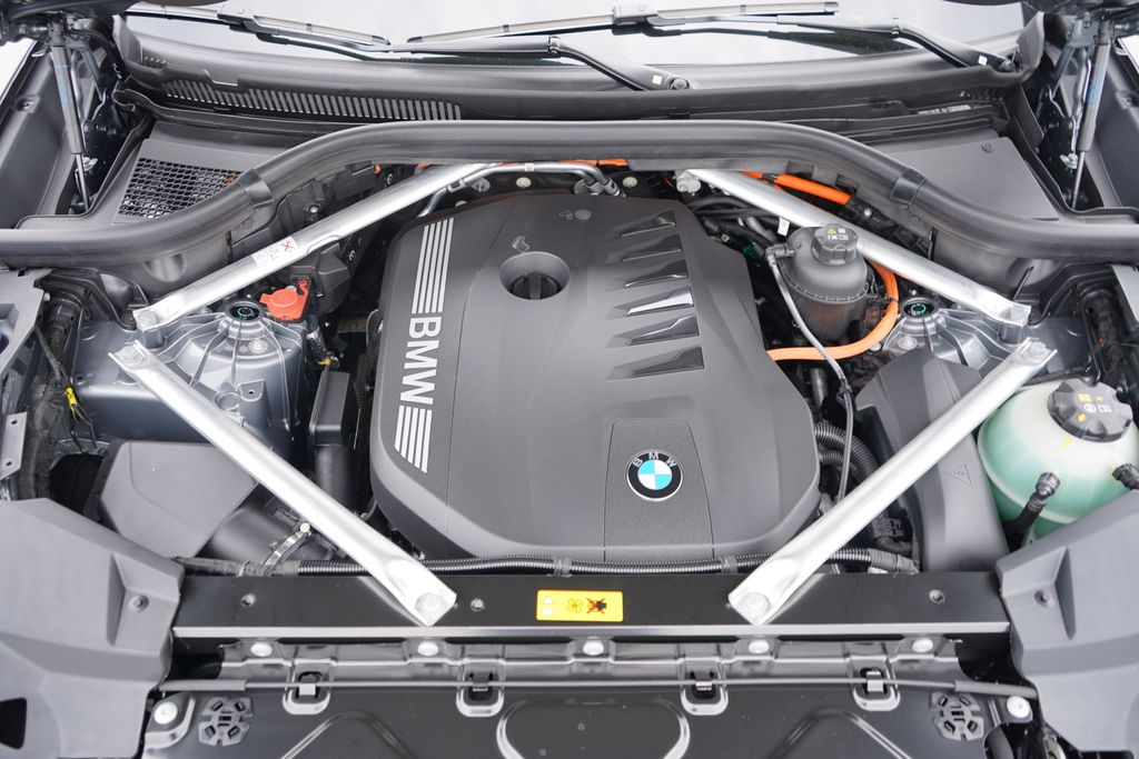 Thumbnail: 2026 BMW X5 - 22