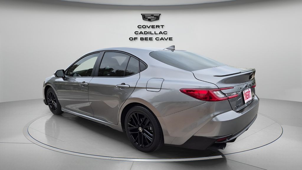 Used 2025  Toyota SE image 7