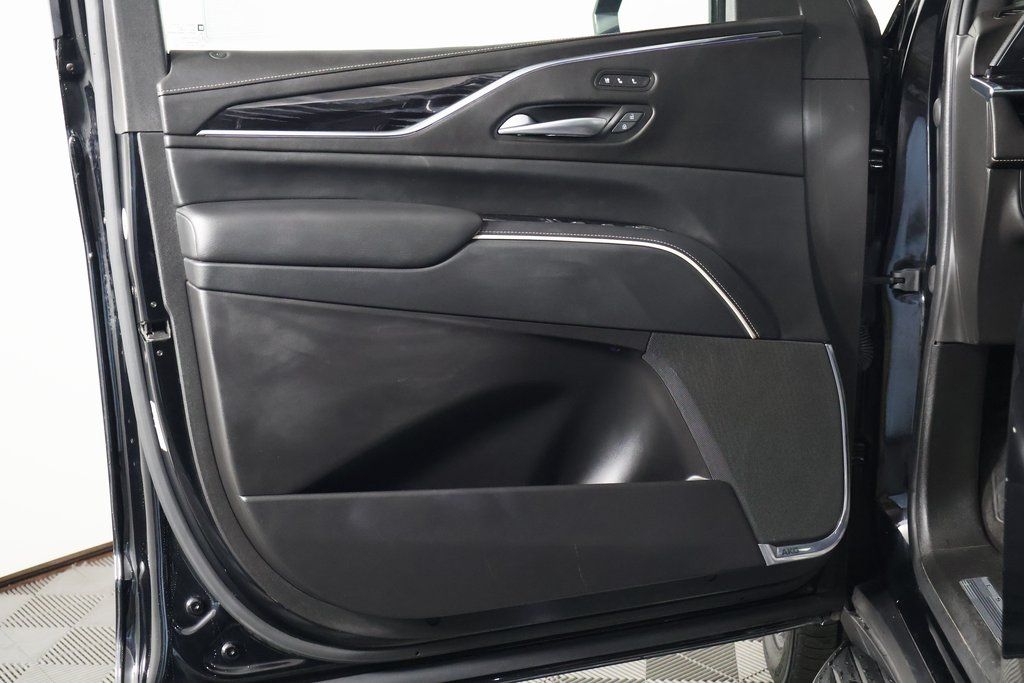 Thumbnail: 2023 Cadillac Escalade - 13