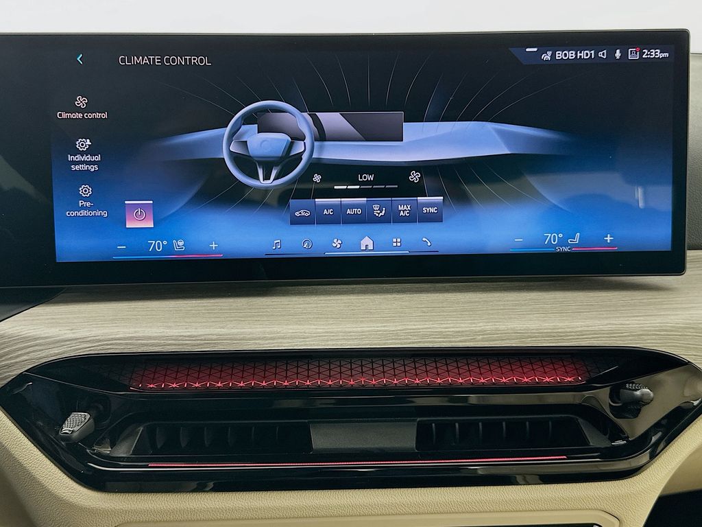 Thumbnail: 2025 BMW 3 Series - 16