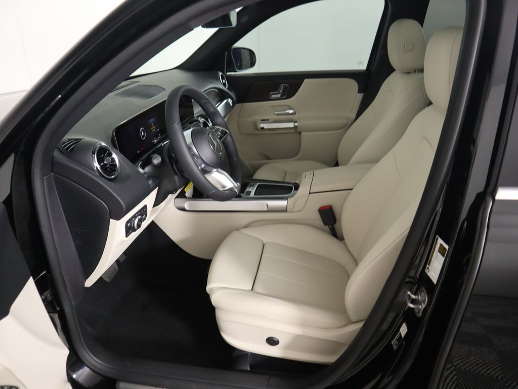 Thumbnail: 2026 Mercedes-Benz GLB - 20