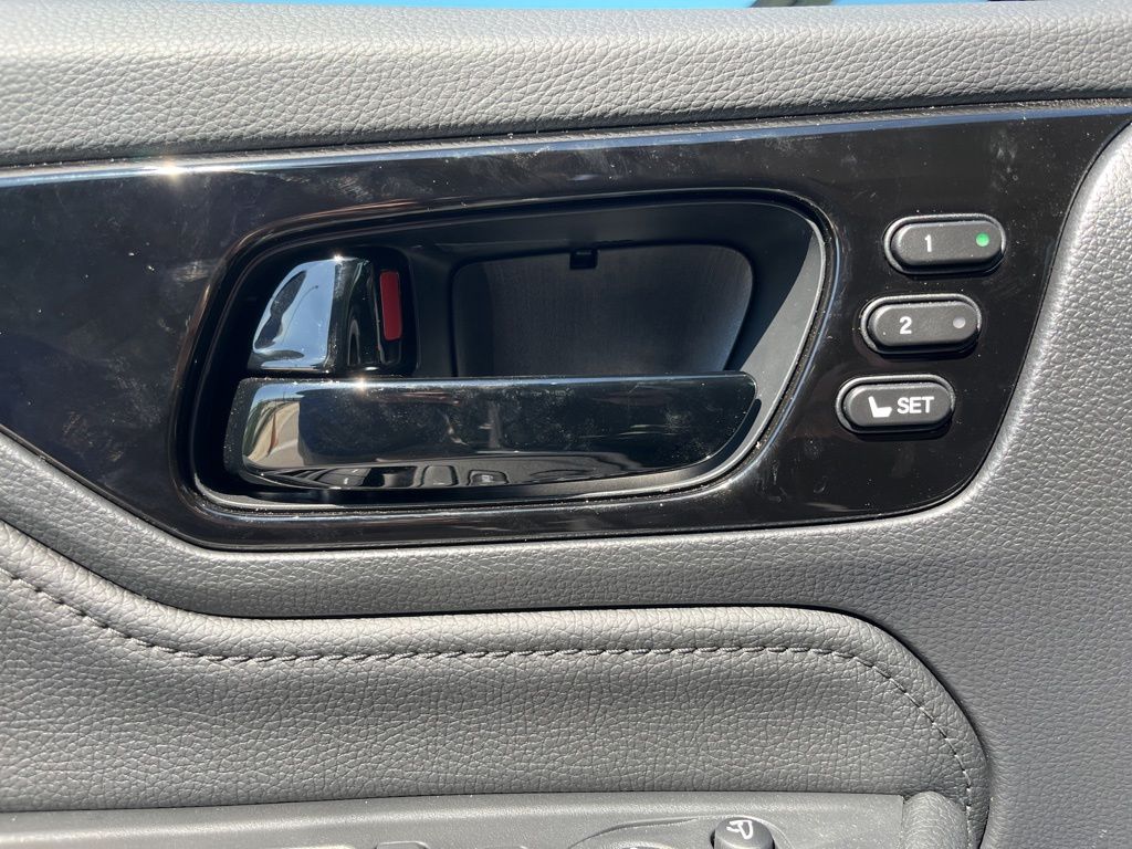 Thumbnail: 2026 Honda Odyssey - 12