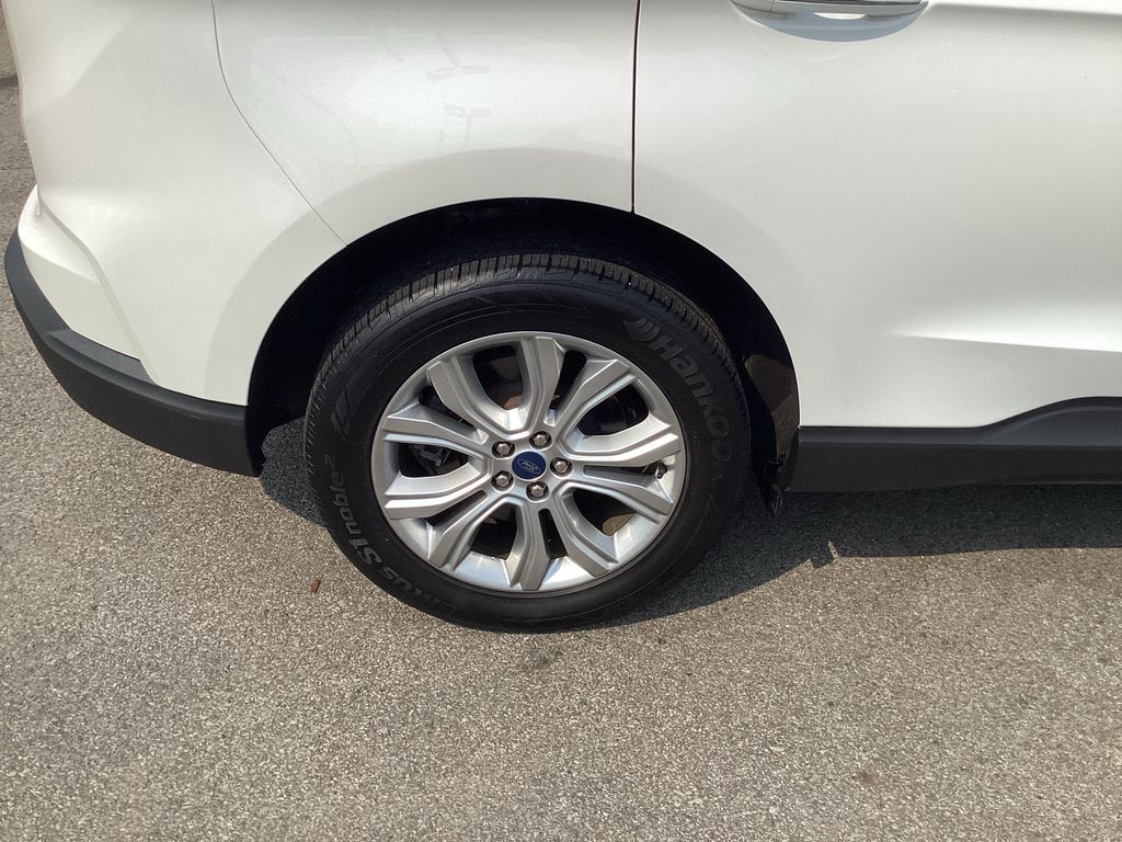 Used 2021 Ford Edge SUV