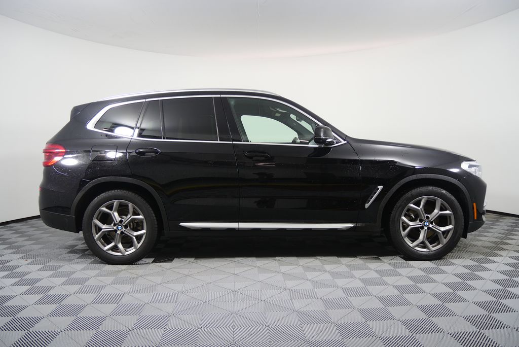 Thumbnail: 2021 BMW X3 - 2
