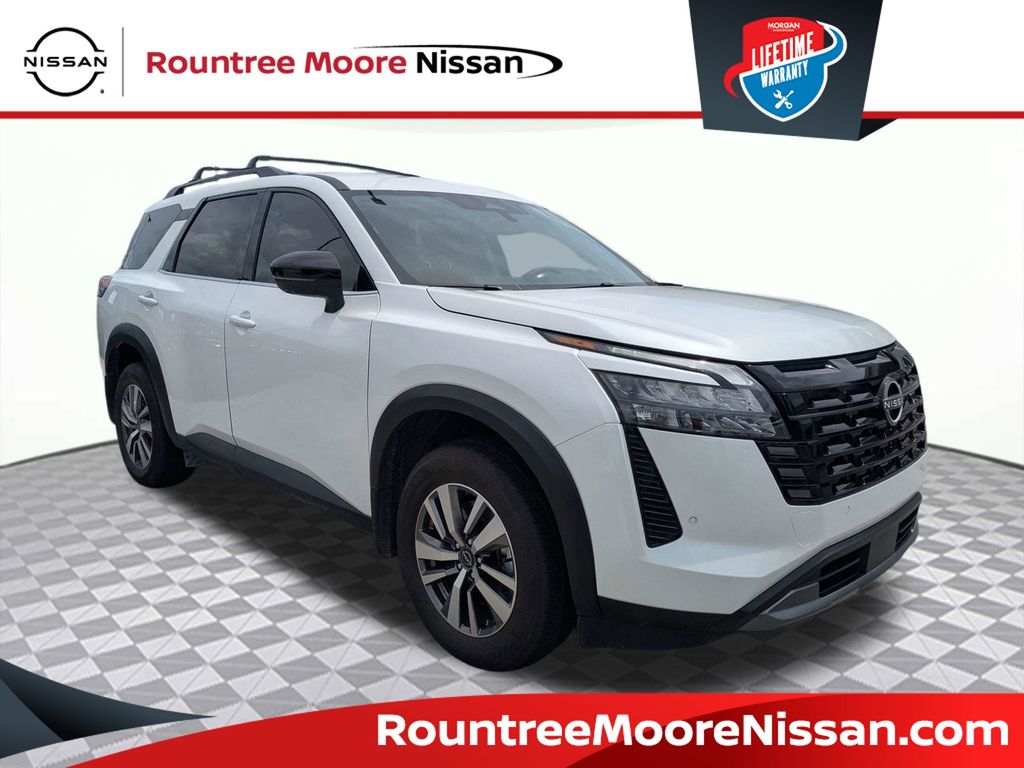 White Pearl 2026 Nissan Pathfinder SUV / Crossover Front-Wheel Drive 9-Speed Automatic