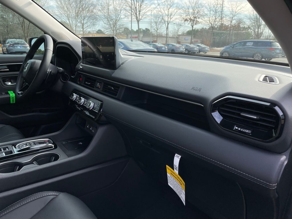 Thumbnail: 2026 Honda Pilot - 32