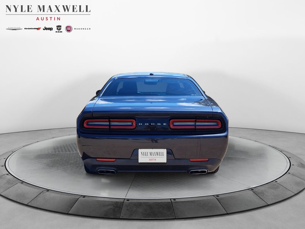Used Car 2016 Dodge Challenger  Sxt For Sale Under $20,000 In Austin, Texas