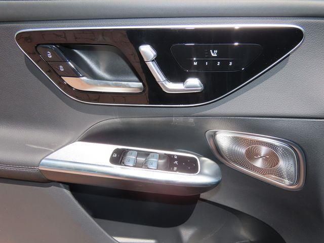 2024 Mercedes-Benz GLC 300 13