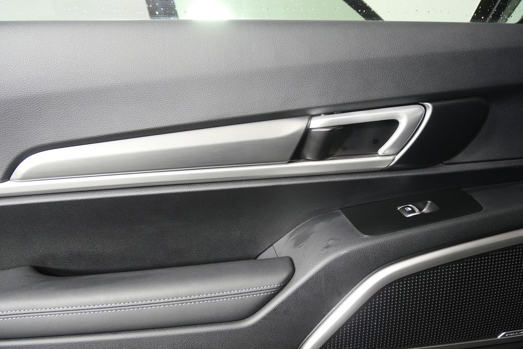 Thumbnail: 2022 Kia Telluride - 14