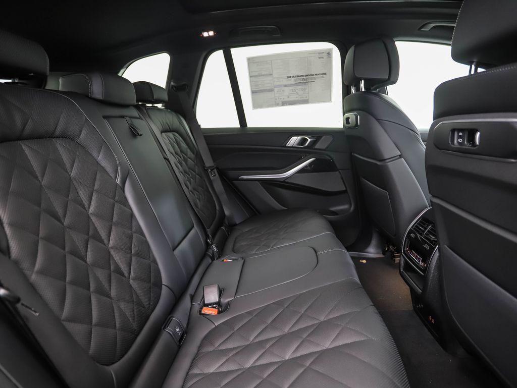 Thumbnail: 2026 BMW X5 - 27