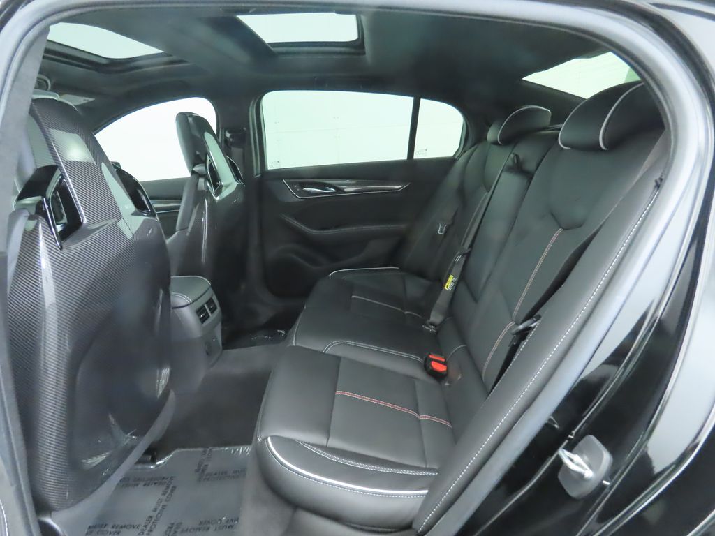 Thumbnail: 2022 Cadillac CT5 - 21