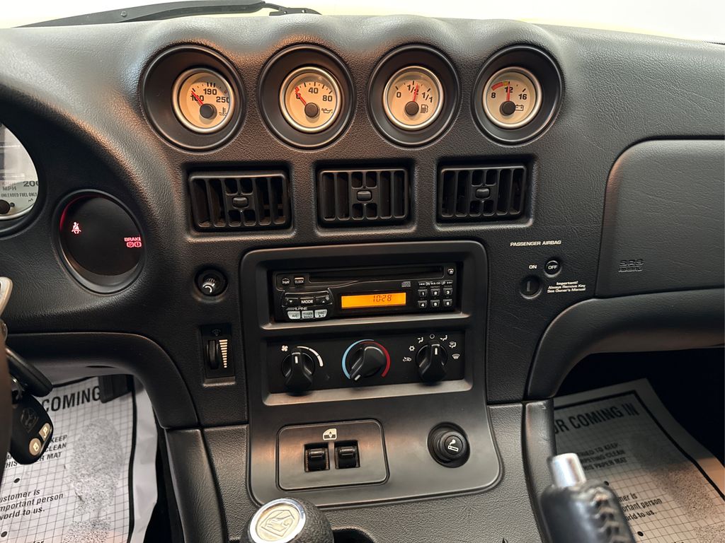 2002 Dodge Viper R/T10 - Photo 34